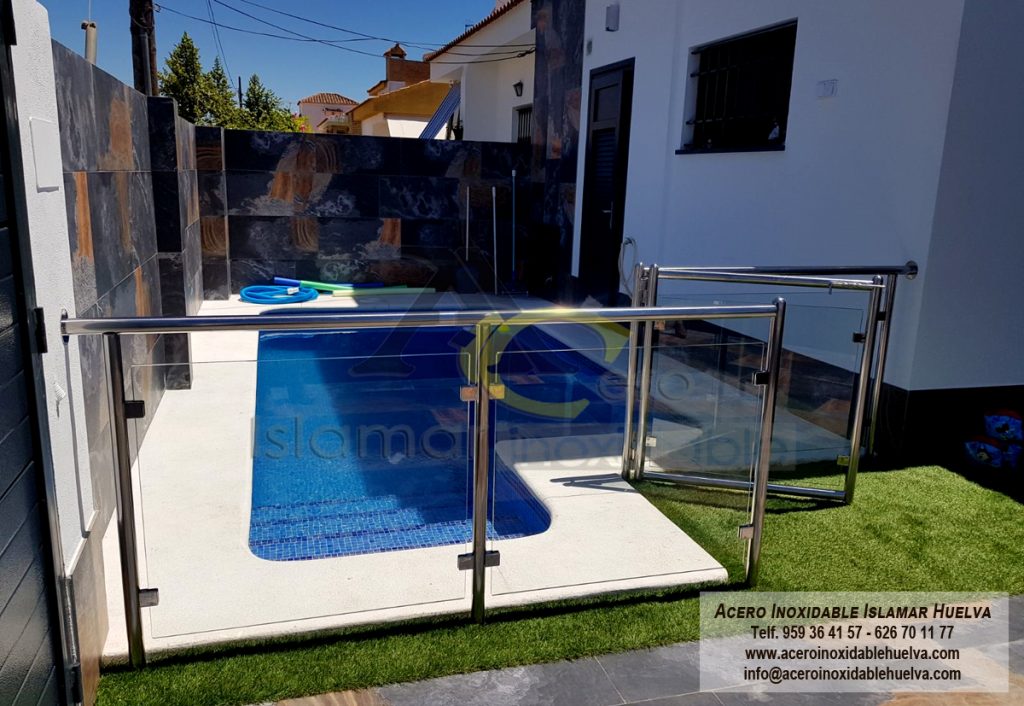 Baranda para piscina en Cristal y Acero Inoxidable – Huelva